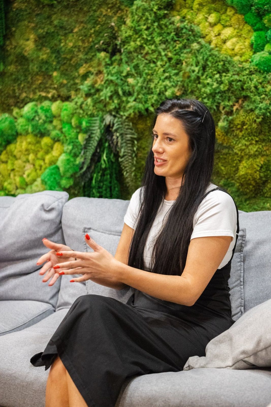 Nagy-Kozma Aletta beszél a Business Women's Network kerekasztalán
